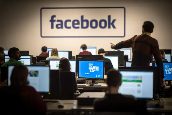 Les invisibles du web - Le combat des modérateurs de contenu